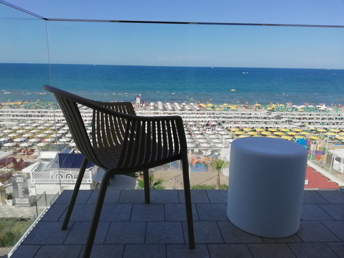 Hotel Daniel'S Fronte Mare Riccione Exterior photo